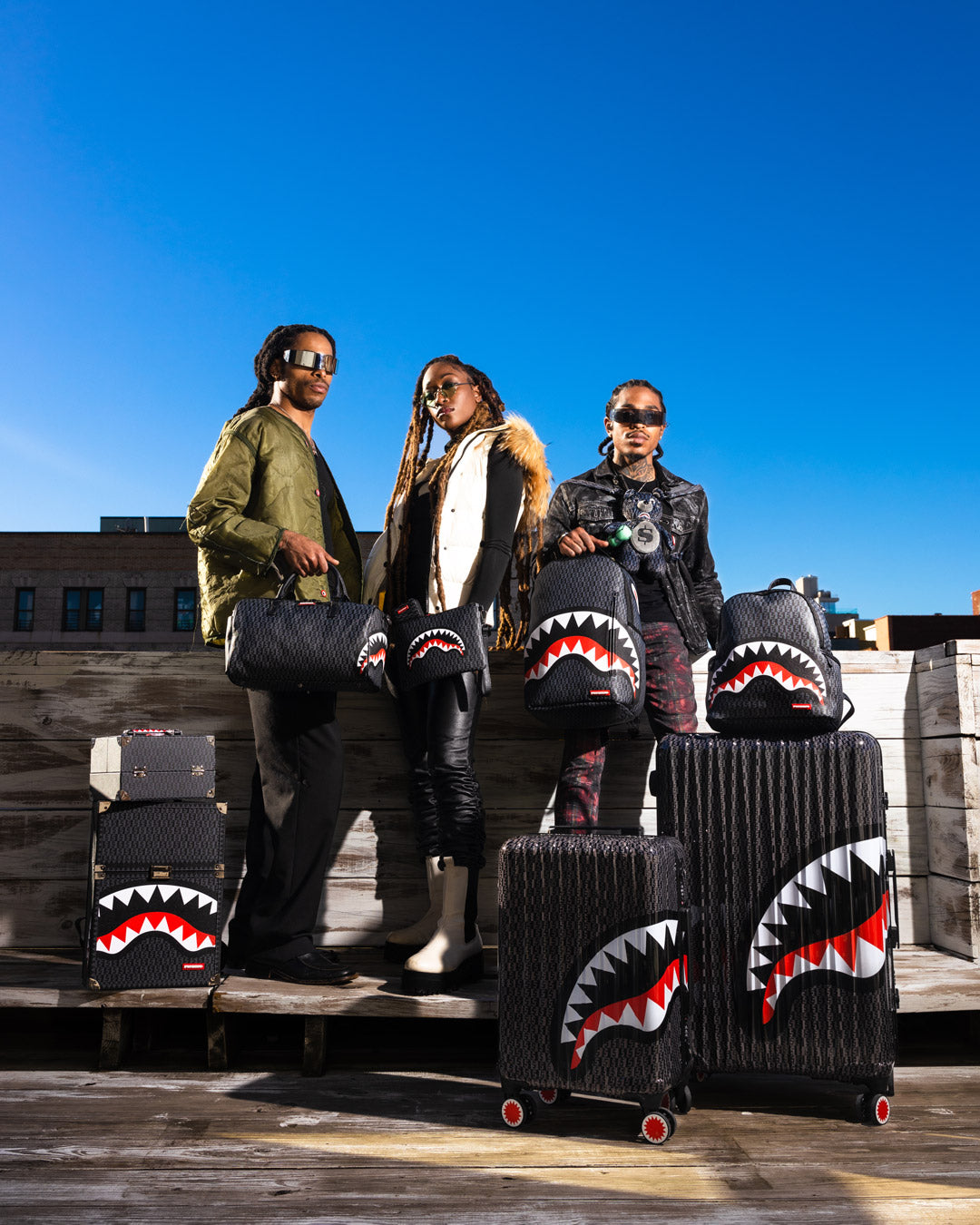SPRAYGATTI REVV CHATURANGA SHARK 1900 BACKPACK