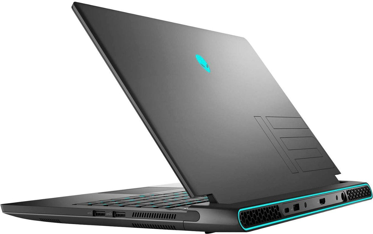 Alienware m15 R7 240hz 15.6