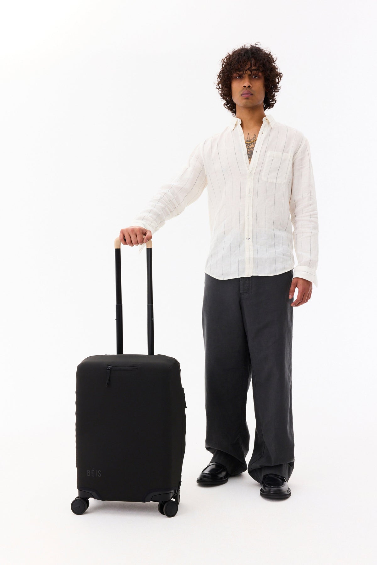 Resale The Carry-On Luggage Cover in Black