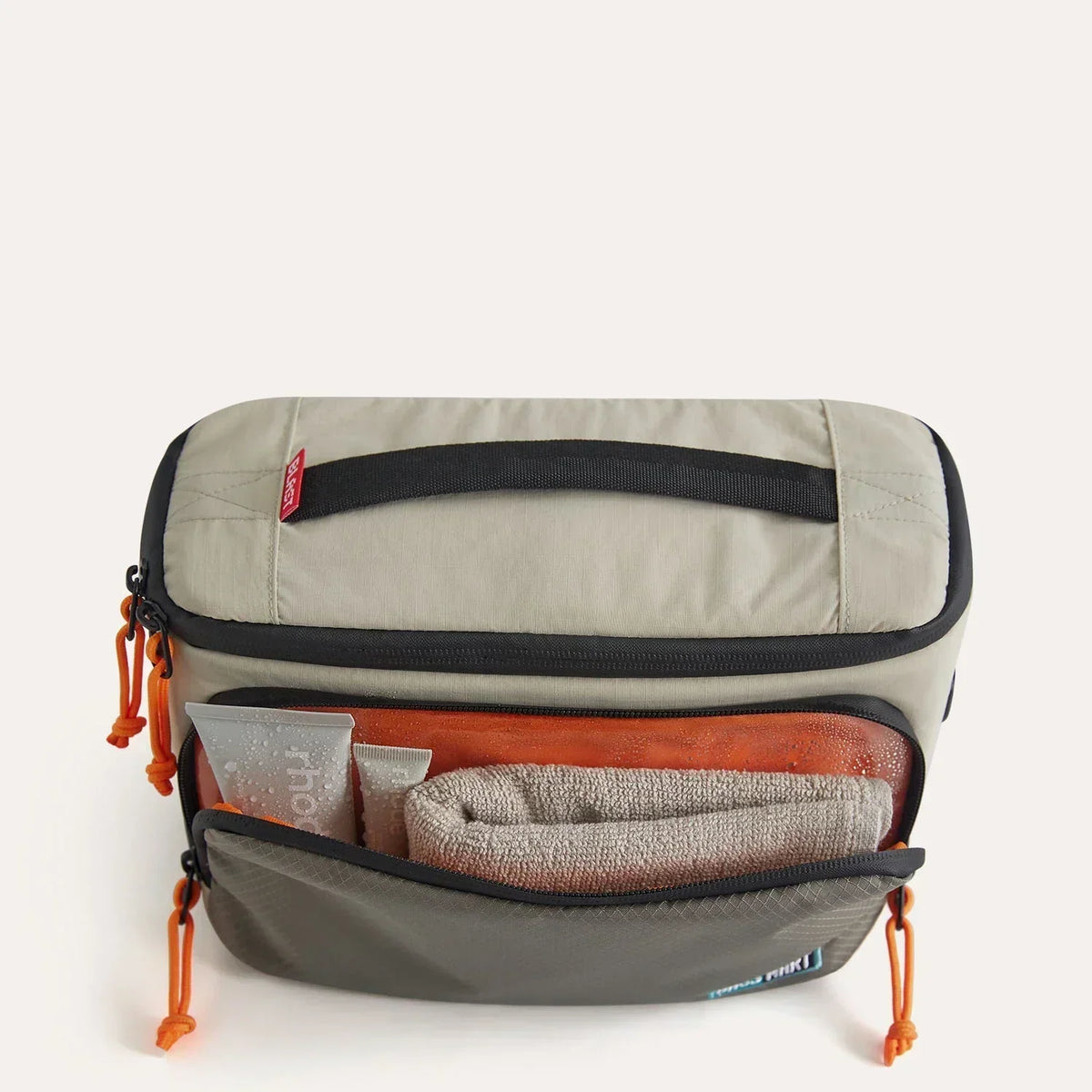 Blast 4.5L Hanging Toiletry Bag